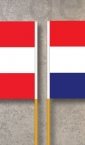 Zastavicee, sa jedne strane Hrvatska, a sa druge strane Austrija