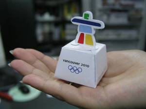 originalna kutijica za jednu pralinu. Promotivni proizvod za promociju zimskih olimpijskih igara u Vankuveru (Kanada)