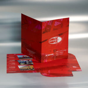 kartonski folderi sa dve klapne, ofset štampa, pun kolor, mat plastifikacija, parcijalni UV lak