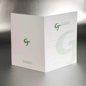 poslovni kartonski folderi sa dve klapne (karton pacijenta), ofset štampa, pun kolor, mat plastifikacija