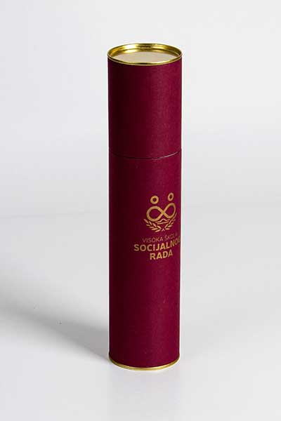 valjkaste tube, obložene reljefnim bordo papirom u boji, ofset štampa, zlatna boja