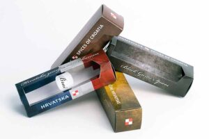 Set kutija za suvenire, originalno pakovanje za 2, 3 ili četiri male teglice sa začinima, sa podesivim uloškom, kolor štampa, plastificirano