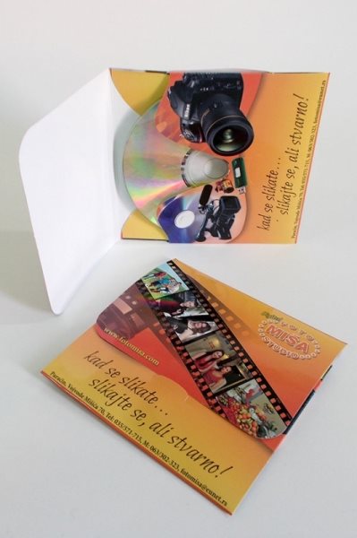 / kliknite za uvećan prikaz / Laki omot za dva cd/dvd diska (250gr/m,2), pun kolor, jednostrano 4/0